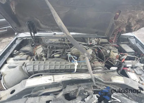 1996 Ford Explorer from USA, damaged, VIN 1FMDU34X4TUC42183